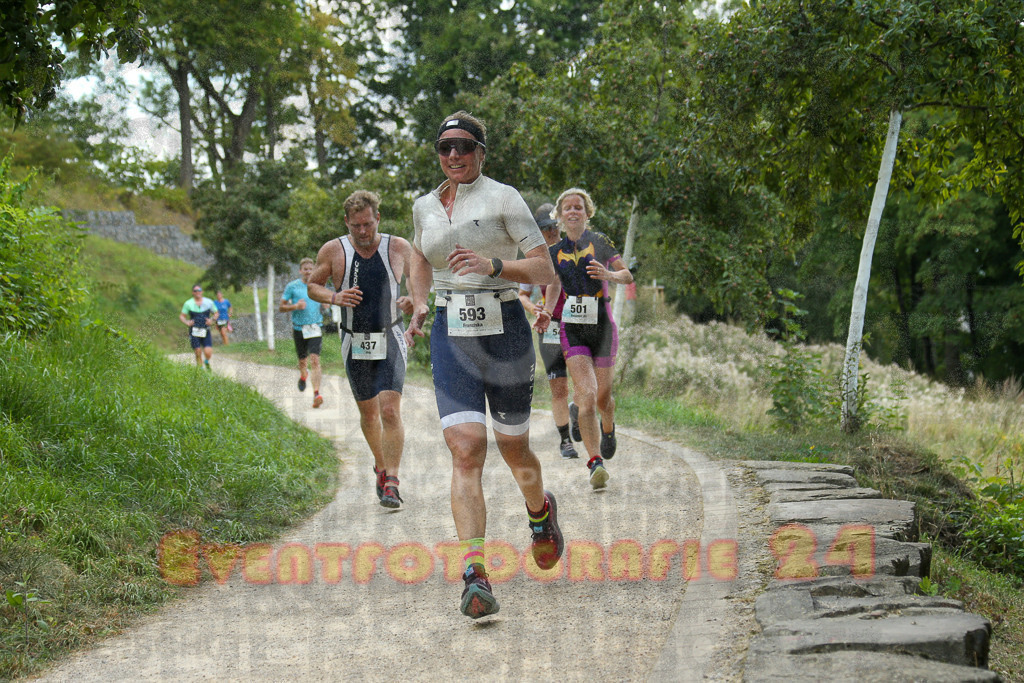 250824_1407_EX1_5012 | Sportfotografie im Rhein-Sieg Kreis, Köln, Bonn, NRW, Rheinland Pfalz, Hessen, etc. Unser Tätigkeitsfeld umfasst den Laufsport vom Volkslauf über den Marathon, Duathlon, Triathon bis zum Ultralauf wie Kölnpfad Ultra oder Schindertrail.