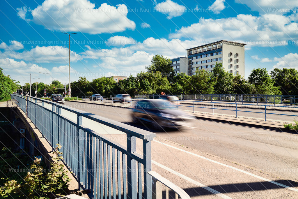 Leipzig Grünau Brünner Straße Frühjahr 2024 | Leipzig Grünau Brünner Straße Frühjahr 2024 - Realisiert mit Pictrs.com