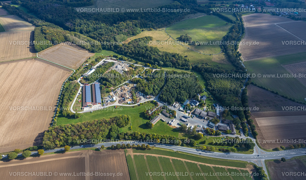 Soest220904259 | Luftbild, Landwirtschaftlicher Betrieb mit Solardach Am Hunnenberg, Ruploh, Soest, Soester Börde, Nordrhein-Westfalen, Deutschland