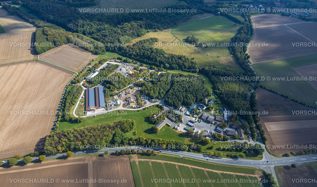 Soest220904259 | Luftbild, Landwirtschaftlicher Betrieb mit Solardach Am Hunnenberg, Ruploh, Soest, Soester Börde, Nordrhein-Westfalen, Deutschland