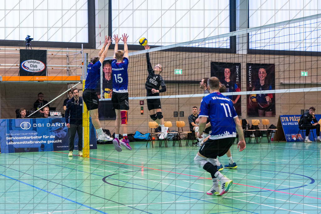 Oberliga 1 Männer 25/26 | VC Osnabrück I vs. FC Schüttorf II | 13.12.25: Oberliga 1 Männer 25/26 | VC Osnabrück I vs. FC Schüttorf II / Osnabrück / Deutschland  //   CREDIT:www.bullenfotos.de, Martin König, Hörner Weg 40, D-49078 Osnabrück, +4917663732967 // Nutzung und Weitergabe nur zu den vereinbarten Zwecken. Presseanfragen an Ersteller. Alle Rechte beim Ersteller. Honorierung nach MFM. - Realisiert mit Pictrs.com