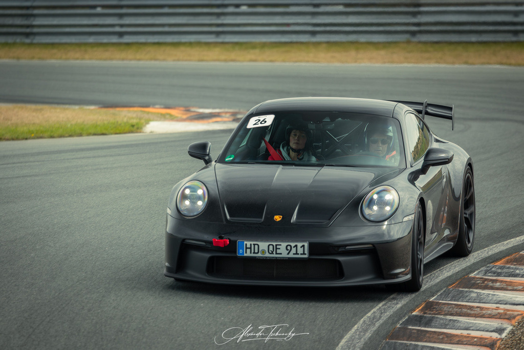 R6AT1574 _Alexander Tschuncky | Entdecken Sie die faszinierende Welt von Alexander Tschuncky Arts: Kreative Fotografie, atemberaubende Automobilkunst und hochwertiger Bilderdruck. Lassen Sie sich inspirieren! - Realisiert mit Pictrs.com