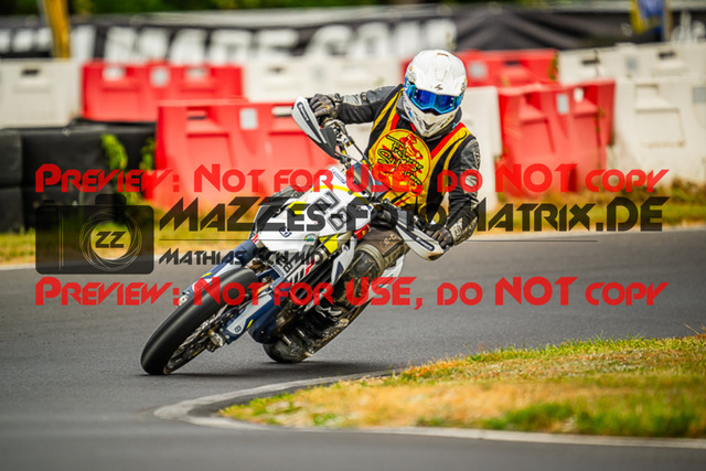 MaZZes_FotoMatrix_230701_9614 | UE40