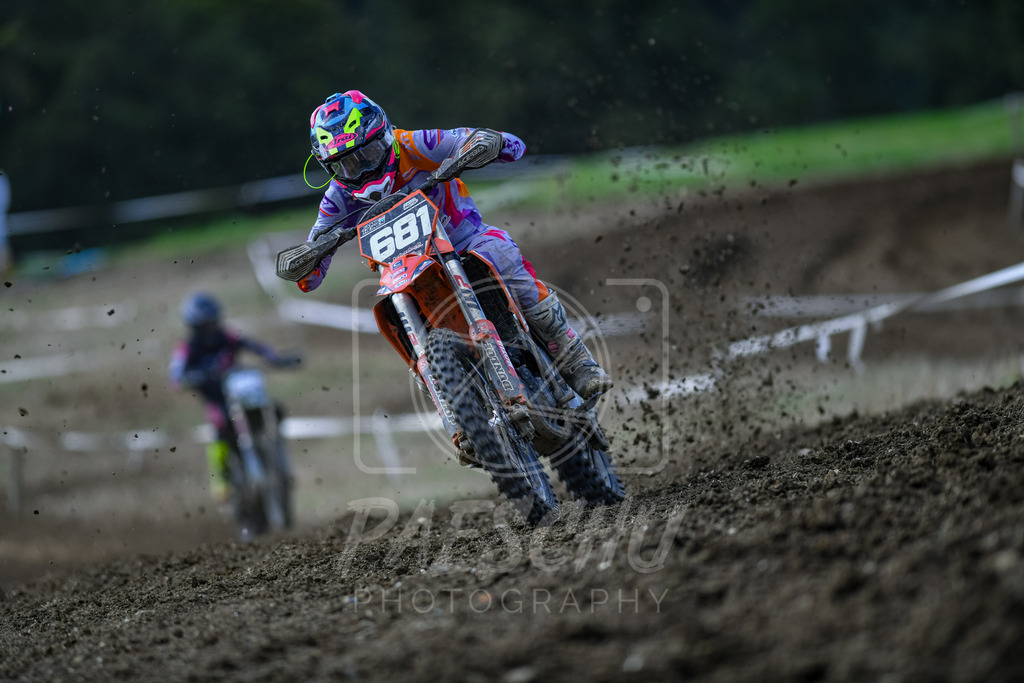 MX2 (370) | Paeschuphoto Shop - Wer nicht sucht der auch nicht findet.Ob Motocrossbilder oder von einem besuchtem Spiel, Hauptsache Action. - Realisiert mit Pictrs.com