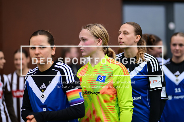 Fußball I Frauen I Saison 2025-2026 I Regionalliga Nord I 10. Spieltag I FC St. Pauli - Hamburger SV U20 I 13806 | Der Sportfotograf. - Realisiert mit Pictrs.com