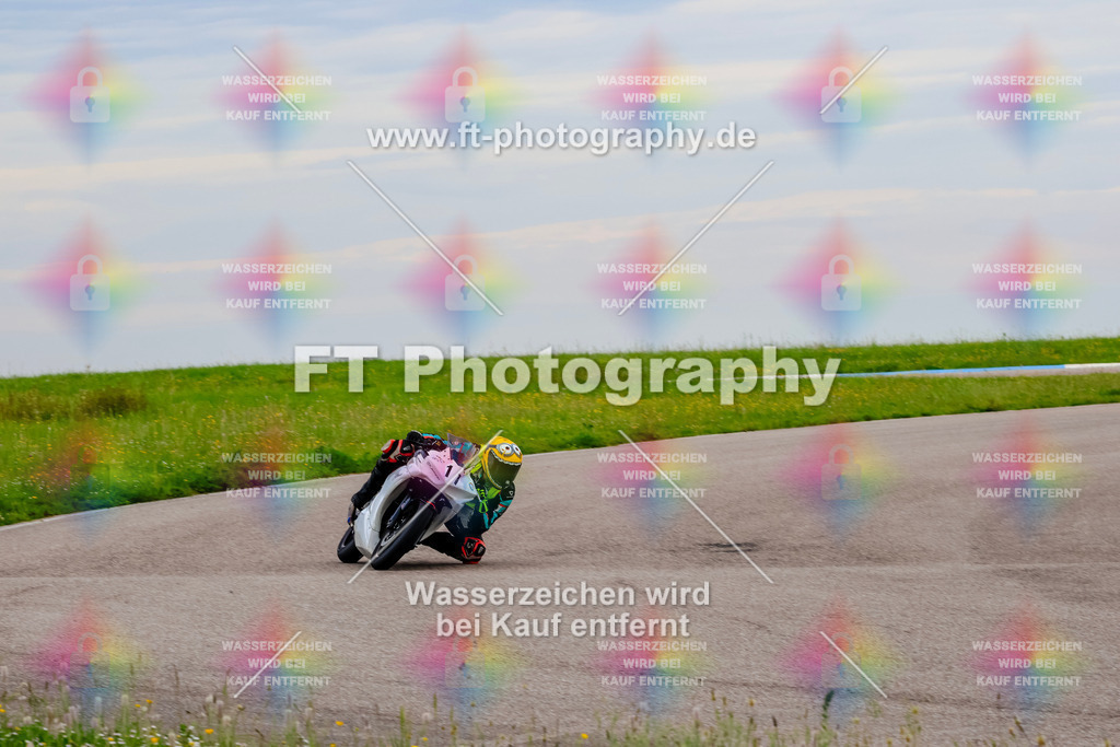 MotoTeam-1925 | Hier findet Ihr Bilder von Touristenfahrten auf der Nürburgring Nordschleife oder von anderen Veranstaltungen die ich besucht habe. Viel Spass beim Durch Schauen 