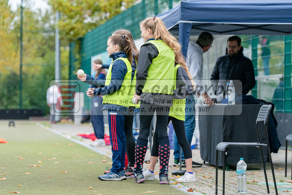 HK_20231022_903120 | Finale Deutsche Meisterschaft Feld WU16 Uhlenhorst Mülheim - Düsseldorfer HC am 22.10.2023 DHC, Düsseldorf ,