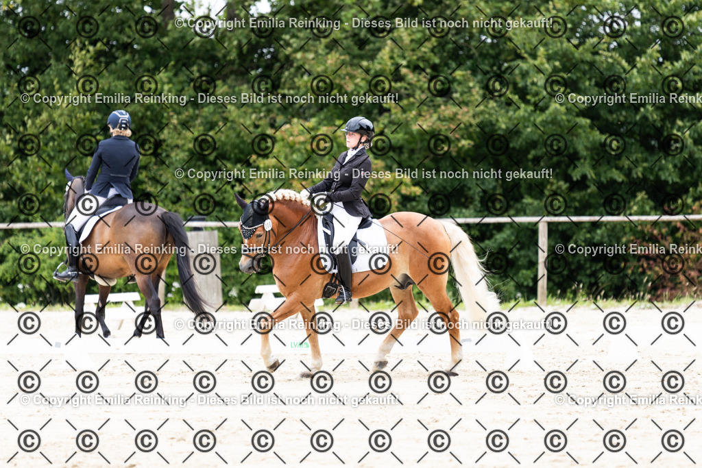 CL5A3056 | Emilia Reinking Fotografie - Realisiert mit Pictrs.com