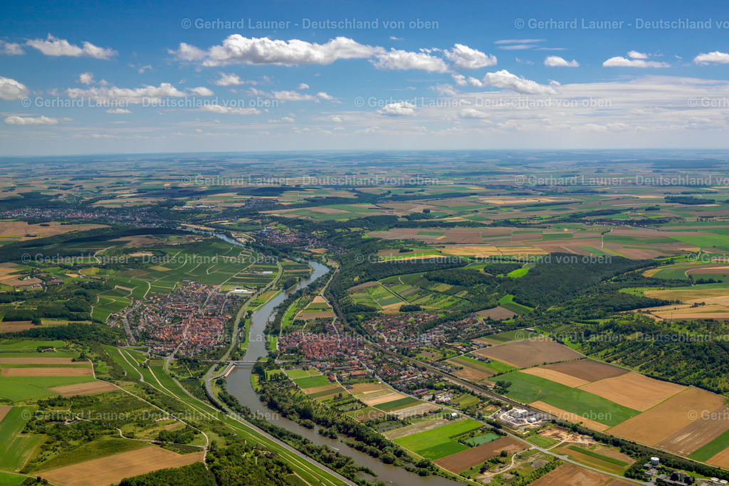 2737220 | Weinberge am Main bei Sommerhausen und Winterhausen