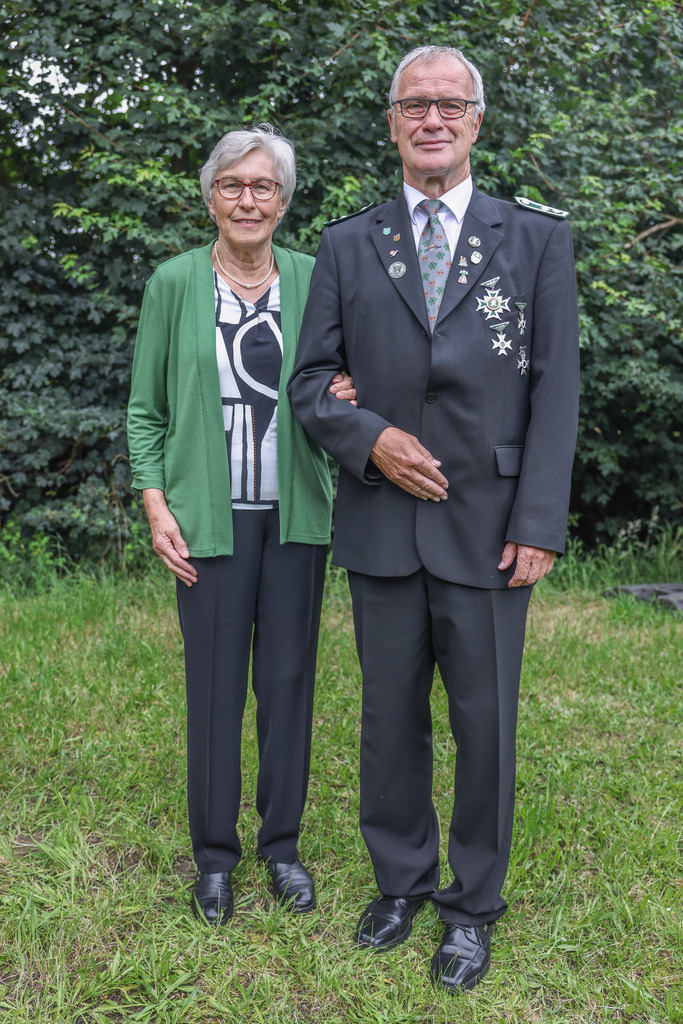 top-top.de 20240705-125 | Foto, Video, Fotografie, Videografie, Fotobox, DJ, Discjockey, Musik, Musikbox, Veranstaltung, Photobooth, Amazon, Ebay, Buchtipp, Bestseller, Autor, Verlag, Buch, Wesel, Hamminkeln, NRW, Dinslaken, Rees, Drohne, Hochzeit, Party, Fotobox, Wesel, Fotograf