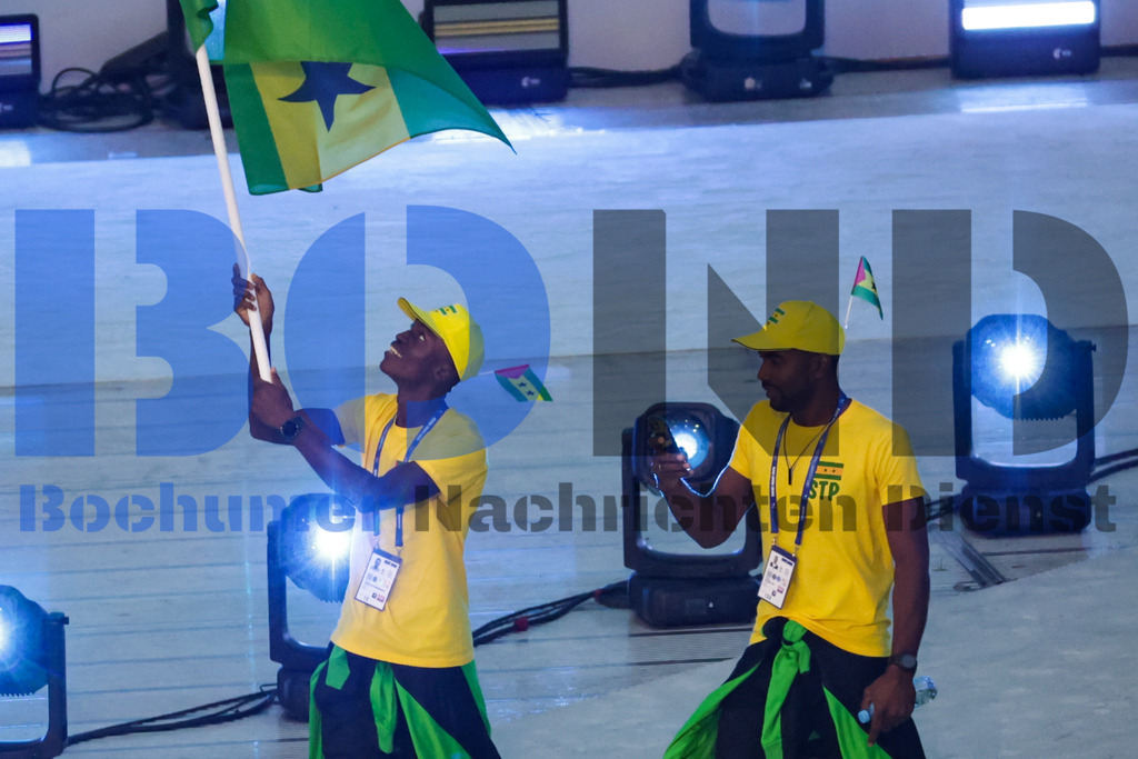 SES_TTGOPC20250716-126 | bond - Realisiert mit Pictrs.com