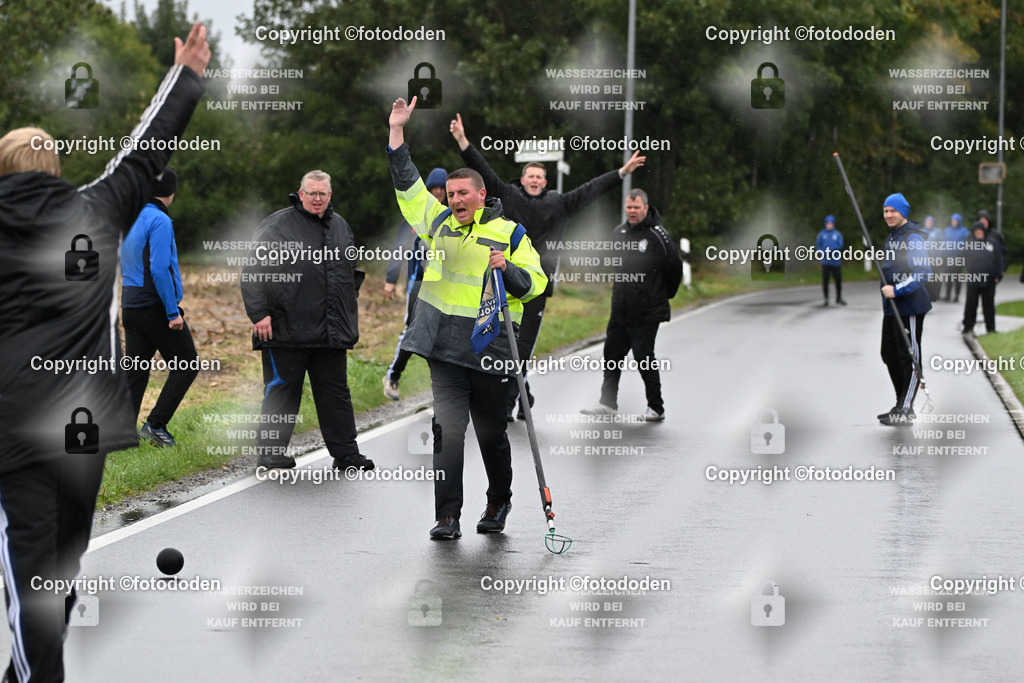 DSC_2476 | Thorsten Stielfsen ( mitte) als Bahnanweiser