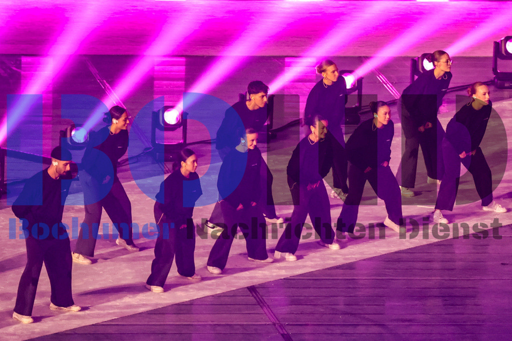 SES_TTGOPC20250716-189 | bond - Realisiert mit Pictrs.com