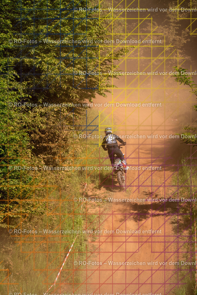 Wolfshausen 3 Lauf -1475 | Sportfotografie von RO-Fotos: Motorsport, Motocross, Enduro, Laufveranstaltungen und Triathlon. Professionelle Fotos von Sportlern und Events. - Realisiert mit Pictrs.com