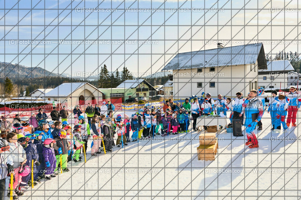 ALP7125_SchiSchule Haginger_Semesterkurs | (C)FotoLois.com, Alois Spandl, Semester-Schikurs der Schischule HAGINGER in Mitterbach/Gemeindealpe, Fr 10. Februar 2023.