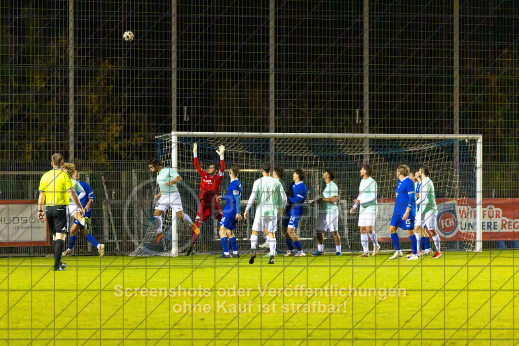 20261015_194925_0047_(c)_by_PhotoPeet | #,TSG Salach (türkis) vs. VfB Neuffen (blau), Fußball, Bezirksliga - Bezirk Neckar/Fils, 08. Spieltag, Saison 2026/2027, Rasensportplatz, Staufenecker Straße, 73084 Salach, 15.10.2026 - 19:30 Uhr,Foto: PhotoPeet / Sport- &amp; Eventfotografie / Peter Harich