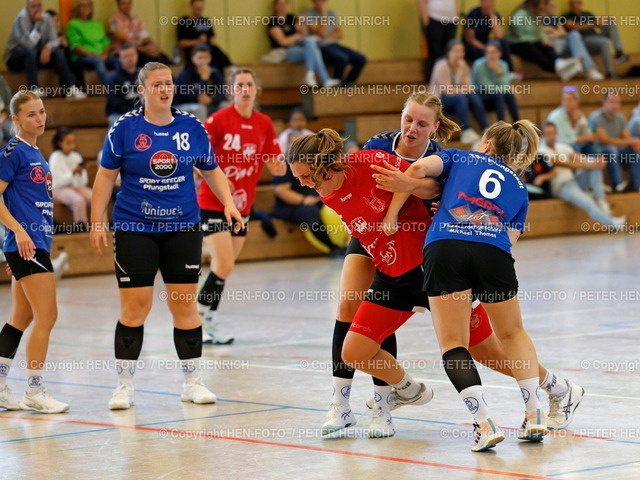 20230924-3956-haba-pfung-tgbda-HEN-FOTO | 24.09.2023 Handball Damen Landesliga Süd TSV Pfungstadt - TGB Darmstadt (26:30) v. li. Clara Stein (5 TGB Darmstadt) Lena Hanst (7 TSV Pfungstadt) Hannah Schäfer (6 TSV Pfungstadt) (Foto: Peter Henrich) - Realisiert mit Pictrs.com