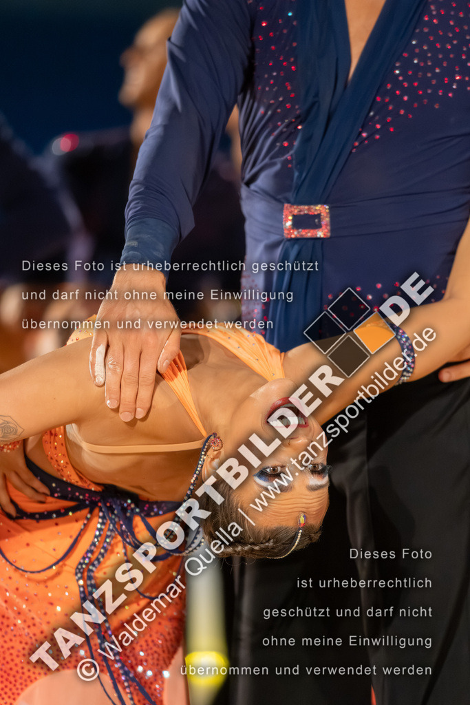 20260322-01835 | Hier finden Sie Tanz Bilder vom Latein und Standard Formationen tanzen. Sportbilder vom Tanzsport. Schöne Fotos und von Weltmeisterschaft, Europameisterschaft, Bundesliga, Regionalliga, Oberliga und Landesliga sowie von GOC Stuttgart, DanceComp, WM Bremen
