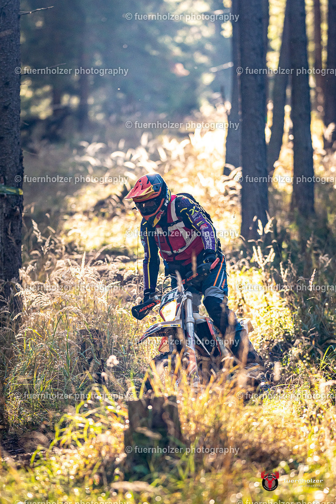 fuernholzer_251026-C2-40 | Fotografische Impressionen von der Red Stag Enduro Extreme by fuernholzer-photography.com. Endurosport in Österreich fotografisch festgehalten von fuernholzer. Auftragsfotografie für Private, Gewerbefotos und Industriefotografie. Eventfotografie, Sportfotografie und Motorsportfotografie. Anbieter von Fotoworkshops, Fototraining, fotografischen Vorträgen und Fotoseminaren.