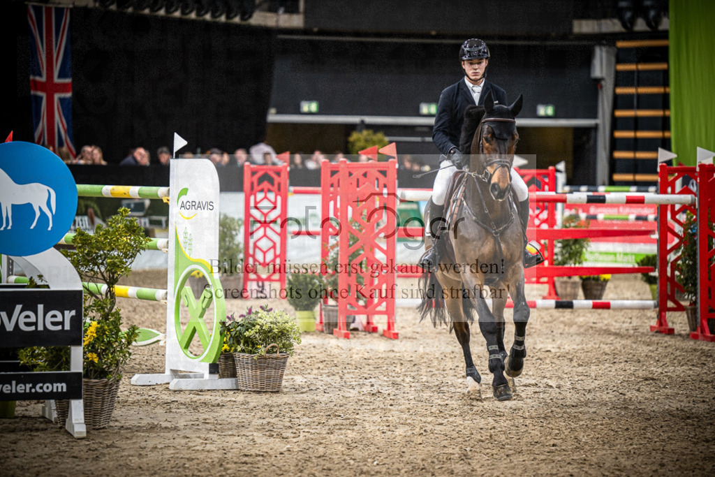 DOS_3317 | Entdecke hochwertige Reitturnierfotos von Foto Oger. Professionell, emotional und authentisch – jetzt Lieblingsmomente im Shop bestellen.Deutschlandweite Turnierfotografie. - Realisiert mit Pictrs.com
