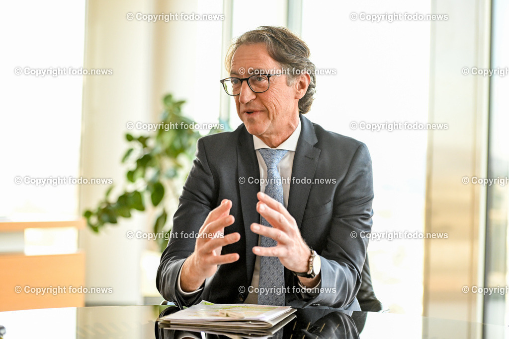 Leonhard Schitter (Generaldirektor Energie AG Ooe)_ 06.02.2023-8 | 06.02.2023, Energie AG, AUT, Leonhard Schitter, im Bild Leonhard Schitter (Generaldirektor Energie AG Ooe)

