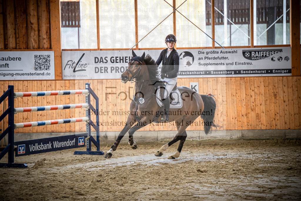 DOS_1029 | Entdecke hochwertige Reitturnierfotos von Foto Oger. Professionell, emotional und authentisch – jetzt Lieblingsmomente im Shop bestellen.Deutschlandweite Turnierfotografie. - Realisiert mit Pictrs.com