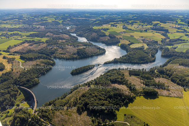 Ennepetal240814645 | Luftbild, Ennepetalsperre mit Staumauer und waldiger Insel, Hügellandschaft mit Waldschäden, Stadtgrenze Ennepetal, Boßel, Breckerfeld, Ruhrgebiet, Nordrhein-Westfalen, Deutschland