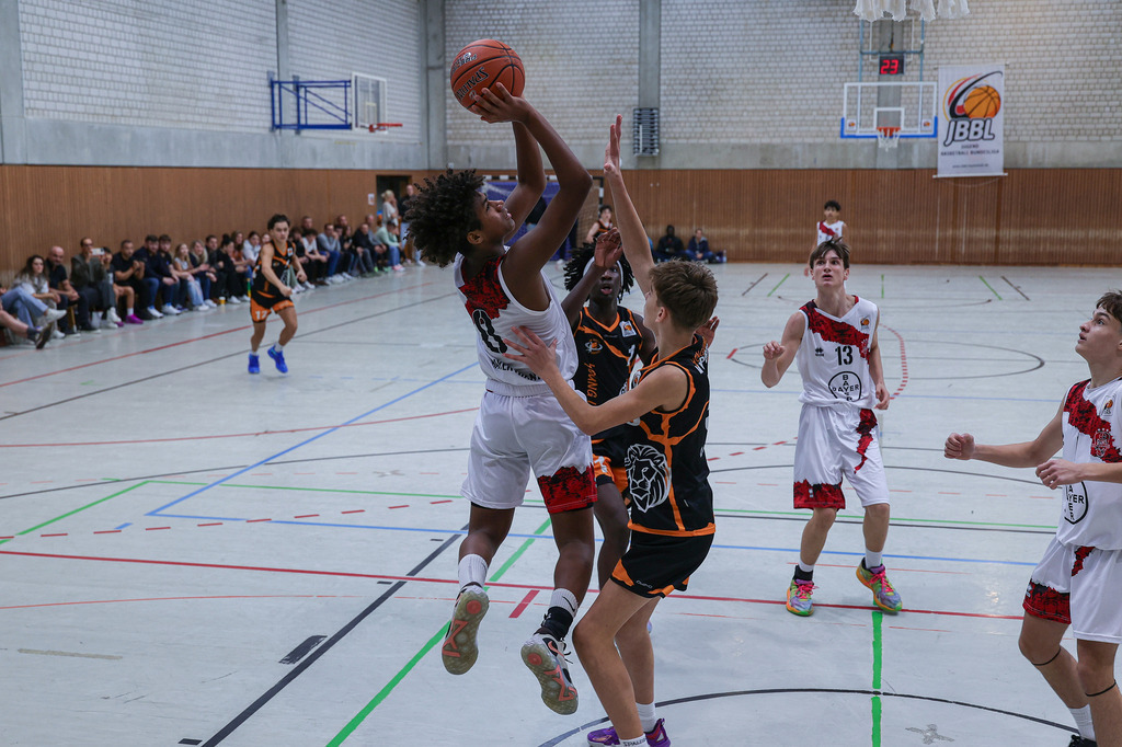 JBBL BAYER GIANTS vs Young Lions Wuppertal-37 | Fotos von Basketballspielen aus dem Raum NRW fotografiert von Gero Mueller-Laschet und Daniel Schaefer - Realisiert mit Pictrs.com