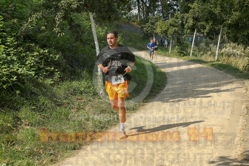 250824_1438_EX1_6946 | Sportfotografie im Rhein-Sieg Kreis, Köln, Bonn, NRW, Rheinland Pfalz, Hessen, etc. Unser Tätigkeitsfeld umfasst den Laufsport vom Volkslauf über den Marathon, Duathlon, Triathon bis zum Ultralauf wie Kölnpfad Ultra oder Schindertrail.