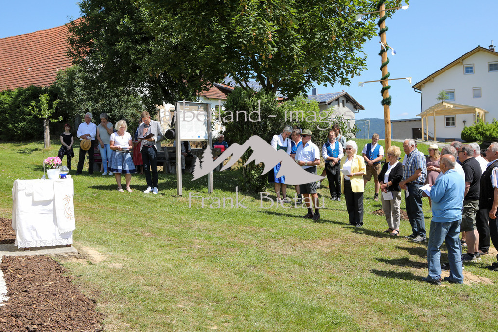 OE7A8403 | Andacht an der Kapelle in Schönanger
