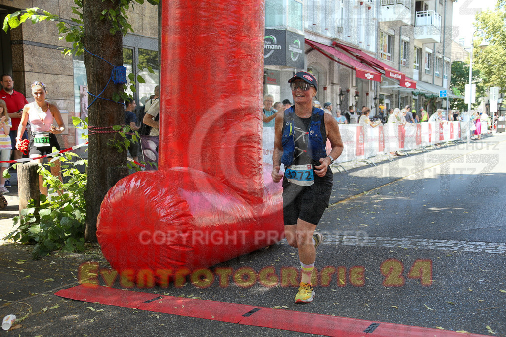 250621_1230_EX1_5935 | Sportfotografie im Rhein-Sieg Kreis, Köln, Bonn, NRW, Rheinland Pfalz, Hessen, etc. Unser Tätigkeitsfeld umfasst den Laufsport vom Volkslauf über den Marathon, Duathlon, Triathon bis zum Ultralauf wie Kölnpfad Ultra oder Schindertrail.