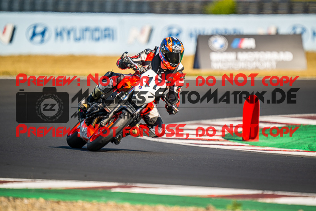 MaZZes_FotoMatrix_220626_2-256 | TWINCUP