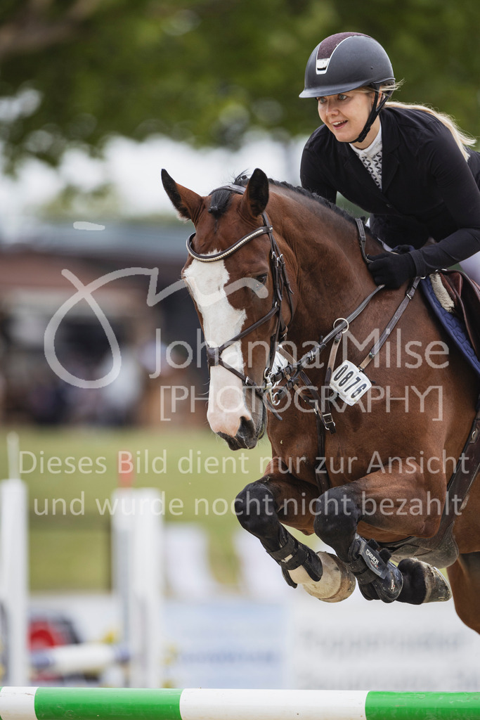 250710_BHO_Stil-L-1-136 | Deine schönsten Turniermomente als professionelle Fotos! Entdecke hochwertige Pferdesport-Fotografie im Online-Shop. Jetzt Fotos finden & bestellen!