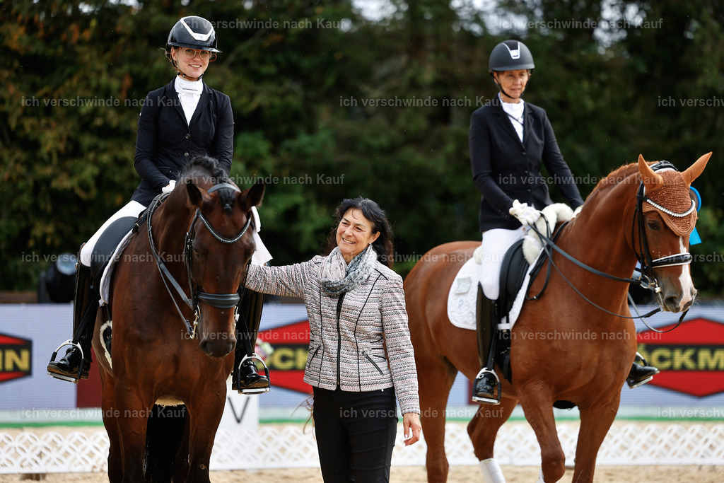 05-Siegerehrung-DRESSUR M_  -StoibPH-4877 | working equitationturnier fotograf videograf stoibphotography marixx film working equitation deutschland reitsport turnierfotografie eventfotografie equestrian events