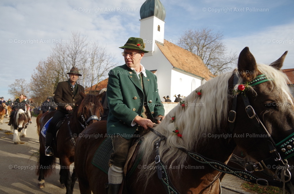 IMGP0875 | fotografiert von Axel PollmannLeonhardi Wallfahrt Benediktbeuern und Murnau, Fronleichnam, Fasching, Landschaft im Loisachtal und Benediktbeuern  - Realisiert mit Pictrs.com