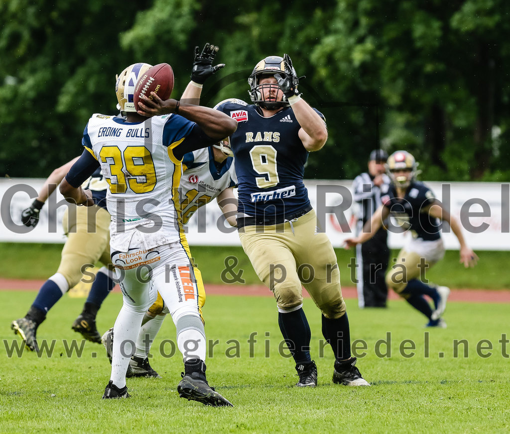 2022-05-29_158_Erding_Bulls_gegen_Nuernberg_Rams | Erding, Deutschland, 29.05.2022:
Fußball, Regionalliga 2022, 5. Spieltag, Erding Bulls gegen Nürnberg Rams, Endergebnis: 10:16

+e39+

Foto: Christian Riedel / fotografie-riedel.net