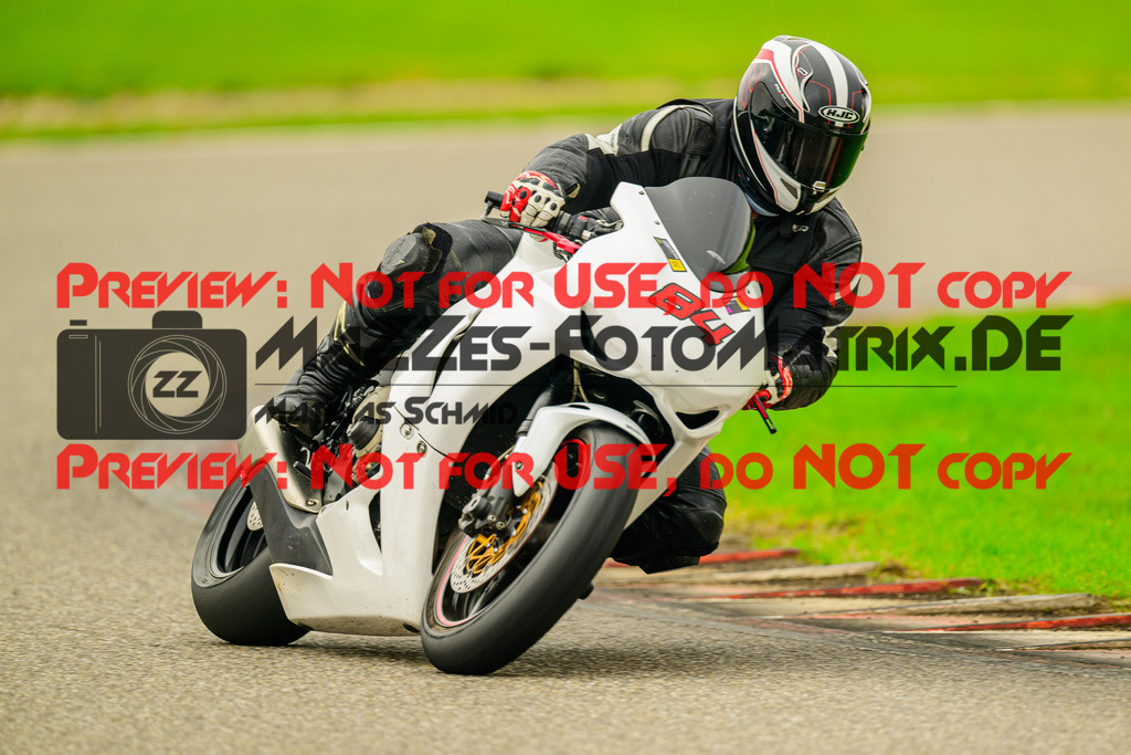 MaZZes_Fotomatrix_20241003_6007705_1600 | GELB