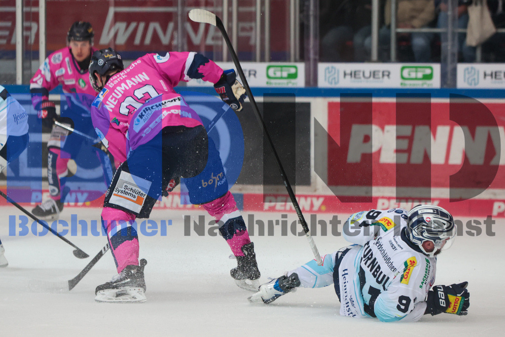 SES_ISEDRE20251010-23 | bond - Realisiert mit Pictrs.com