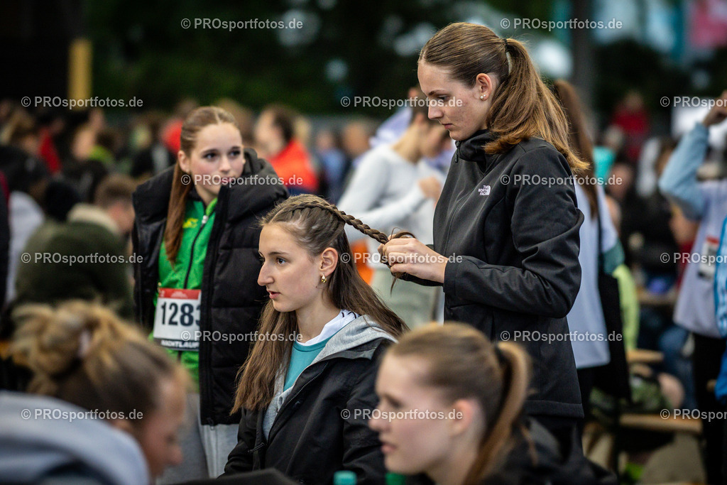 23. ASV Nachtlauf; Koeln, 13.05.26 | Impressionen vom 23. ASV Nachtlauf am 13.05.26 am Tanzbrunnen in Koeln. Foto: BEAUTIFUL SPORTS/Axel Kohring