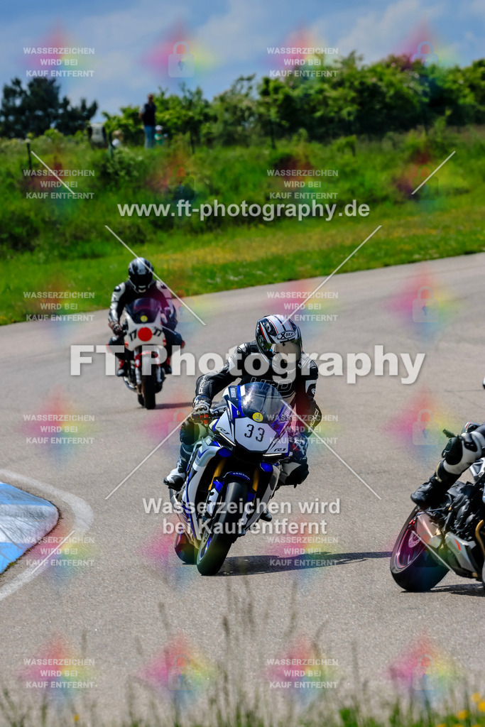 MotoTeam-0159 | Hier findet Ihr Bilder von Touristenfahrten auf der Nürburgring Nordschleife oder von anderen Veranstaltungen die ich besucht habe. Viel Spass beim Durch Schauen 