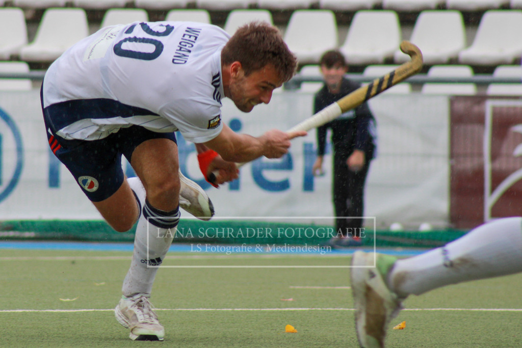 Justus Weigand , Mannheimer HC - Münchner Sportclub , Saison 2022/2023 | lanaschraderfotografie - Realisiert mit Pictrs.com