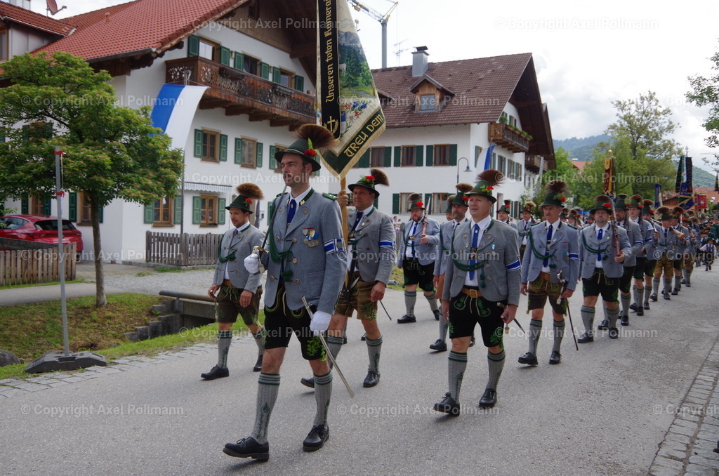 IMGP6517 | fotografiert von Axel PollmannLeonhardi Wallfahrt Benediktbeuern und Murnau, Fronleichnam, Fasching, Landschaft im Loisachtal und Benediktbeuern  - Realisiert mit Pictrs.com