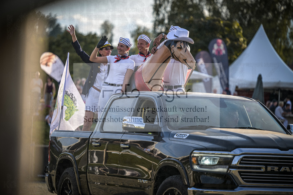 DOS_0183 | Entdecke hochwertige Reitturnierfotos von Foto Oger. Professionell, emotional und authentisch – jetzt Lieblingsmomente im Shop bestellen.Deutschlandweite Turnierfotografie. - Realisiert mit Pictrs.com