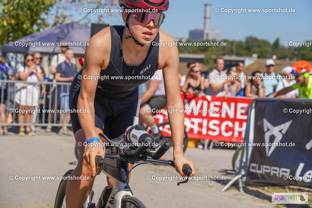 DSC01090 | Vienna Triathlon 2024                                        P3 Event                                                             #yourpictrs #sportshot_your_pictrs                 @Sportshotphotography                                     Photo Credit: www.sportshot.de