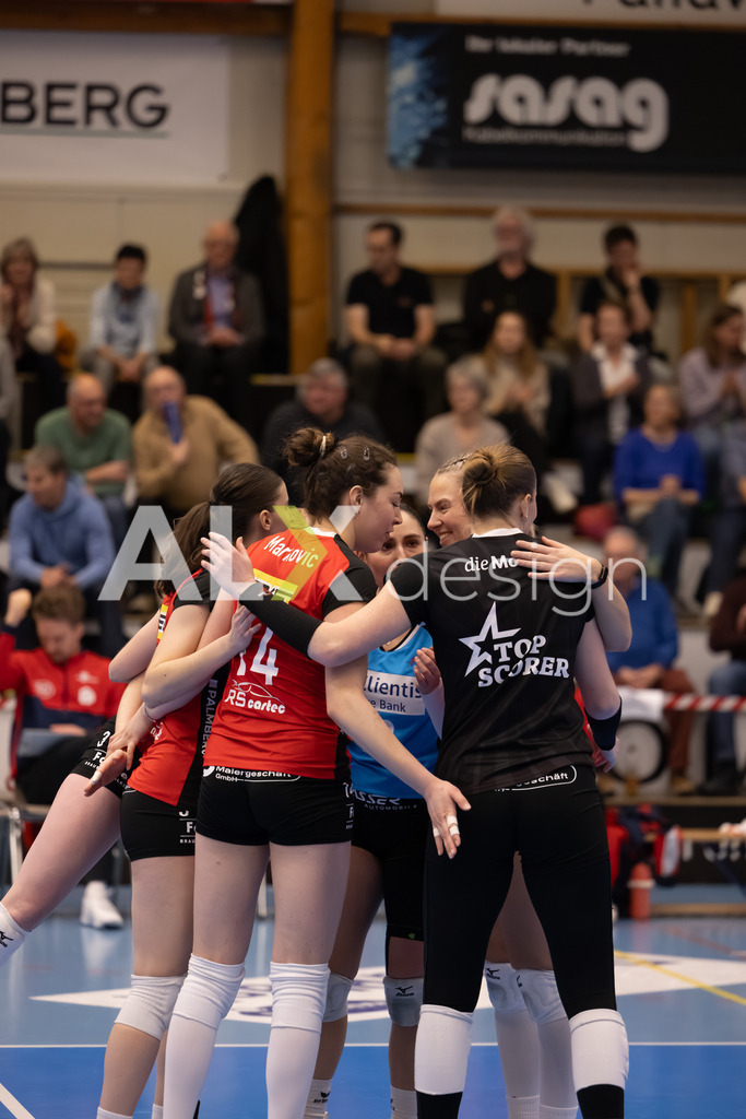 Volleyball I Frauen I Saison 2025-2026 I Volleyball NLA | Women I Round 16 I VC Kanti Schaffhausen - Viteos NUC I 31.01.2026 | VC Kanti Schaffhausen Spielerkreis - Realisiert mit Pictrs.com
