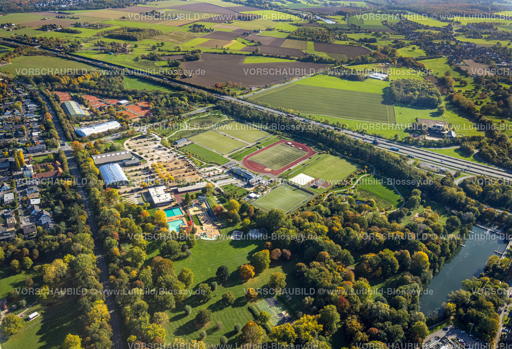 Moers221003997 | Luftbild, Großsportanlage Filder Benden, Tennisplätze, Fußballplatz, ENNI Solimare Schwimmbad, Moers-Vinn, Moers, Ruhrgebiet, Nordrhein-Westfalen, Deutschland