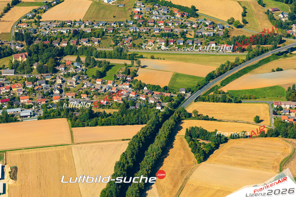 Röthenbach Arzberg Bild- Das Luftbild wurde 2025 vom UL-Flugzeug heraus erstellt ( keine Drohne ) - Hochauflösende Luftaufnahme -Nicht vergleichbar mit Google Maps oder Satelittenbilder- Die Geschenkidee !Mit Lizenz und Bildrechte bestellbar