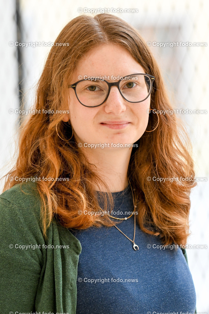 Mediengespraech KPOe Ooe_ Kampagne-Eine Nacht-S-Bahn für Ooe_ 16.05.2023-13 | 16.05.2023, Presseclub Linz, AUT, Mediengespraech KPOe OOe, Vorstellung der Kampagne-Eine Nacht-S-Bahn für OOe, im Bild Teresa Griesebner (politische Geschaeftsfuehrerin Junge Linke Oberoesterreich)