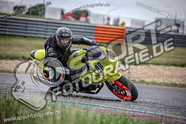 pubi5378 | Professionelle Fotos von Sportveranstaltungen, aber auch Hochzeiten und anderen Events. - Realisiert mit Pictrs.com