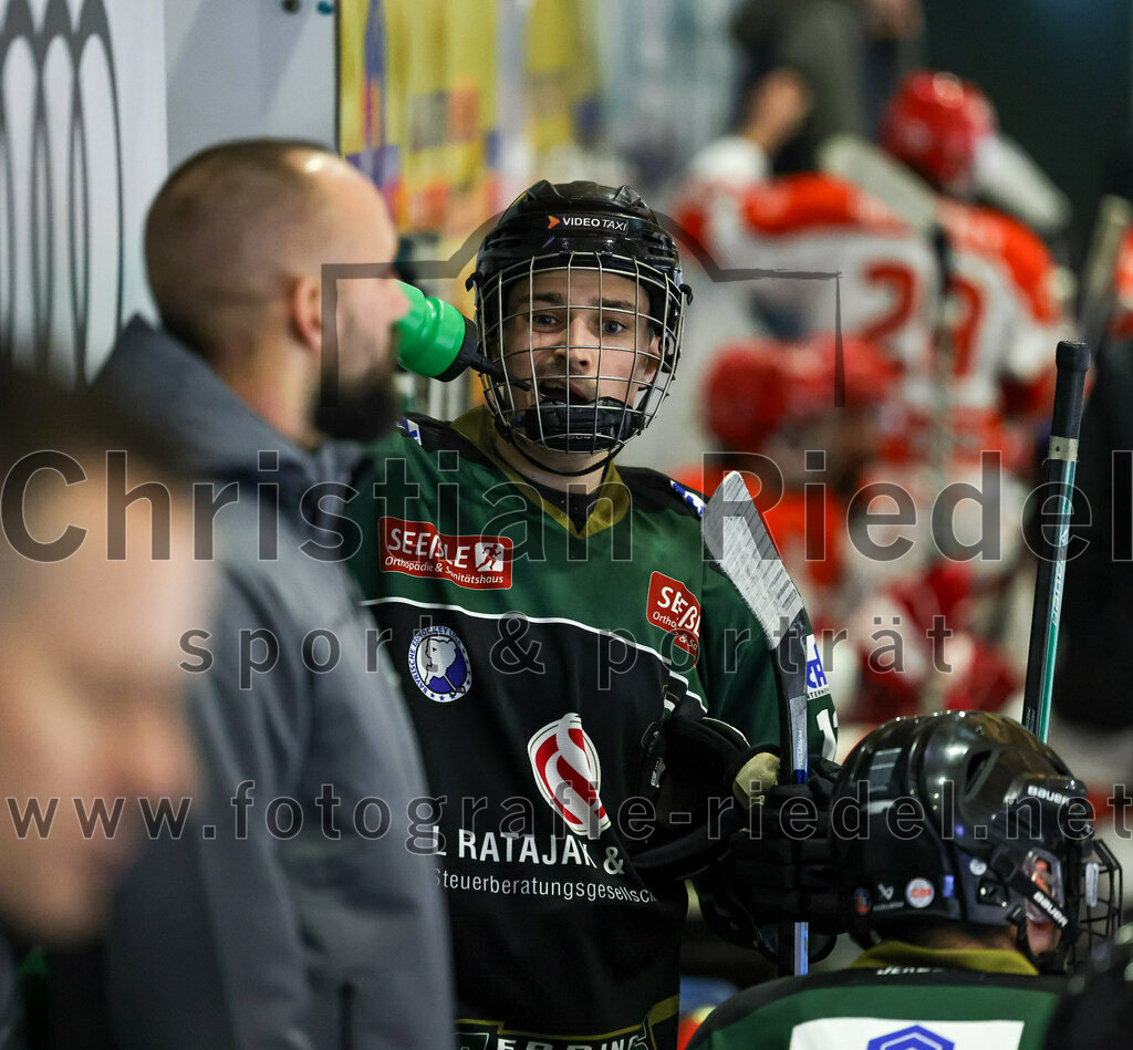 2022-12-02_047_TSV_Erding_gegen_EV_Pegnitz | Erding, Deutschland, 02.12.2022:
Eishockey, Bayernliga 2022 / 2023, 17. Spieltag, TSV Erding gegen EV Pegnitz, Endergebnis: 9:3

Foto: Christian Riedel / fotografie-riedel.net